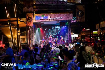 19th Anniversary with Singto Numchok + Pae MVL at Maldives — photo 40