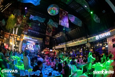19th Anniversary with Singto Numchok + Pae MVL at Maldives — photo 64