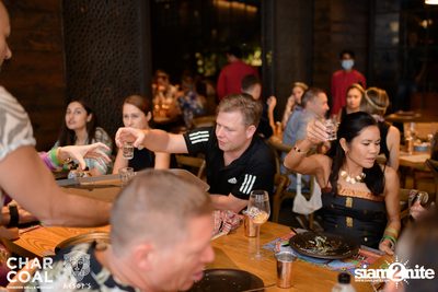 ภาพบรรยากาศงาน Bollywood OPA! Party ที่ร้าน Aesop's x Charcoal  — photo 60