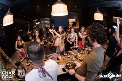 ภาพบรรยากาศงาน Bollywood OPA! Party ที่ร้าน Aesop's x Charcoal  — photo 78