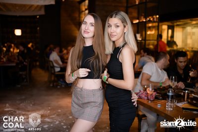 ภาพบรรยากาศงาน Bollywood OPA! Party ที่ร้าน Aesop's x Charcoal  — photo 112