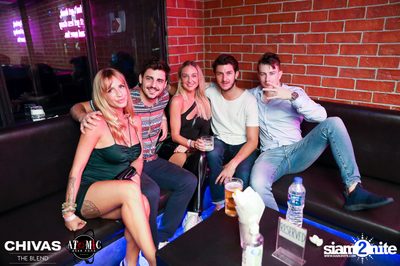 ภาพบรรยากาศคืนวันเสาร์ ที่ร้าน Atomic — photo 25