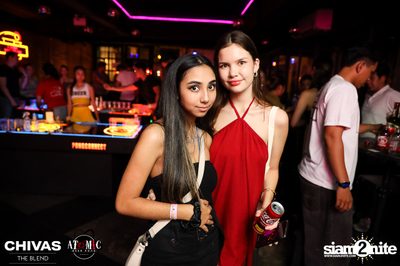 ภาพบรรยากาศคืนวันเสาร์ ที่ร้าน Atomic — photo 41