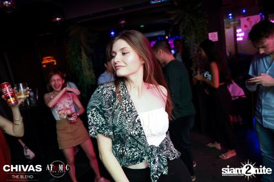 ภาพบรรยากาศคืนวันเสาร์ ที่ร้าน Atomic — photo 51