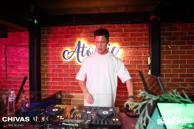 ภาพบรรยากาศคืนวันเสาร์ ที่ร้าน Atomic — photo 58