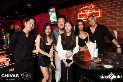 ภาพบรรยากาศคืนวันเสาร์ ที่ร้าน Atomic — photo 65