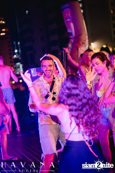 ภาพบรรยากาศงาน Havana Tiki ที่ Novotel Bangkok Sukhumvit 20 — photo 60