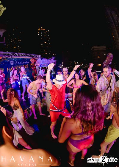 ภาพบรรยากาศงาน Havana Tiki ที่ Novotel Bangkok Sukhumvit 20 — photo 141