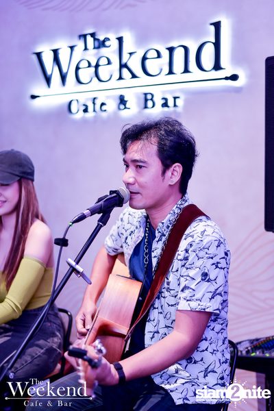 Friday Night at The Weekend Cafe & Bar — photo 26