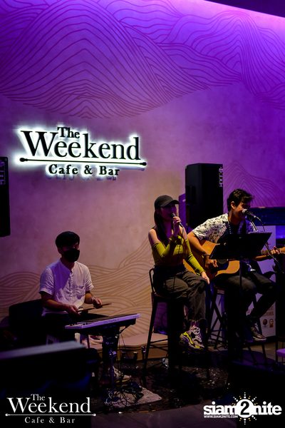 Friday Night at The Weekend Cafe & Bar — photo 37