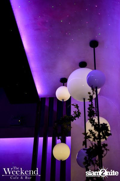 Friday Night at The Weekend Cafe & Bar — photo 38