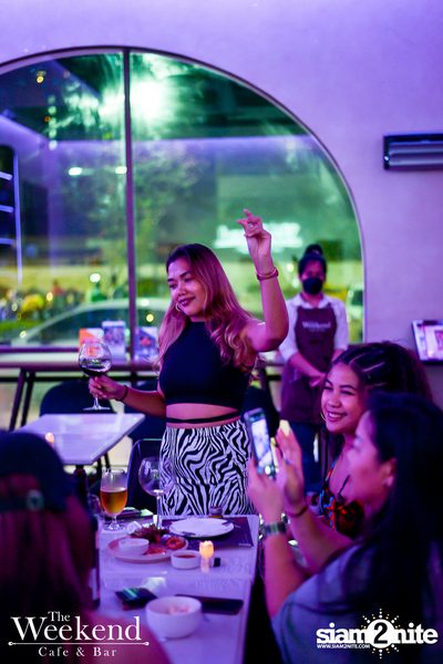 Friday Night at The Weekend Cafe & Bar — photo 64