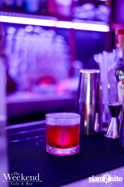 Friday Night at The Weekend Cafe & Bar — photo 83