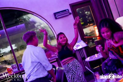 Friday Night at The Weekend Cafe & Bar — photo 103