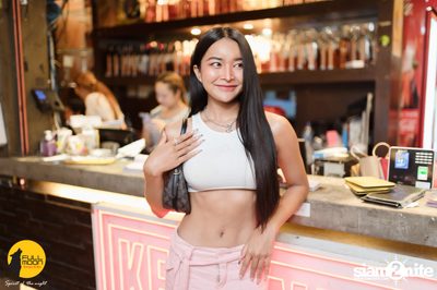 Bonnadol at Fullmoon Terrace & Bar  — photo 49