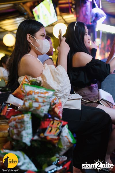 Bonnadol at Fullmoon Terrace & Bar  — photo 63