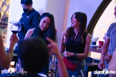 ภาพบรรยากาศคอนเสิร์ต ETC ที่ร้าน The Cavalry Thonglor — photo 16