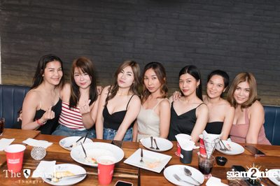 ภาพบรรยากาศคอนเสิร์ต ETC ที่ร้าน The Cavalry Thonglor — photo 28