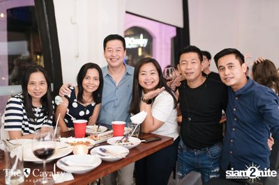 ภาพบรรยากาศคอนเสิร์ต ETC ที่ร้าน The Cavalry Thonglor — photo 49