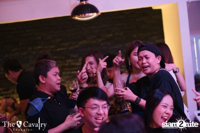 ภาพบรรยากาศคอนเสิร์ต ETC ที่ร้าน The Cavalry Thonglor — photo 53
