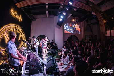 ภาพบรรยากาศคอนเสิร์ต ETC ที่ร้าน The Cavalry Thonglor — photo 69