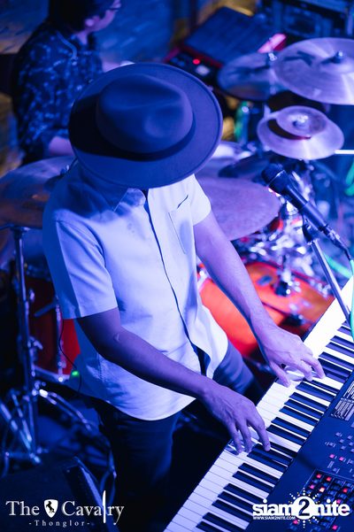 ภาพบรรยากาศคอนเสิร์ต ETC ที่ร้าน The Cavalry Thonglor — photo 104