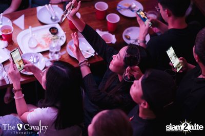 ภาพบรรยากาศคอนเสิร์ต ETC ที่ร้าน The Cavalry Thonglor — photo 106