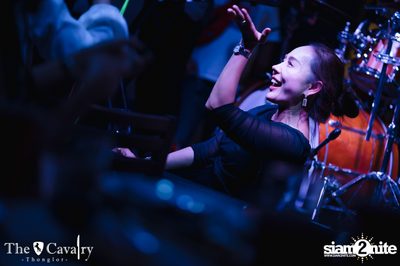 ภาพบรรยากาศคอนเสิร์ต ETC ที่ร้าน The Cavalry Thonglor — photo 122