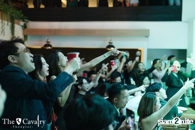 ภาพบรรยากาศคอนเสิร์ต ETC ที่ร้าน The Cavalry Thonglor — photo 158