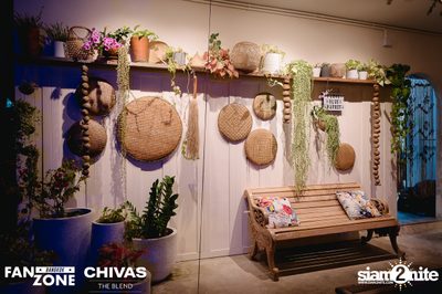 บรรยากาศการชมฟุตบอลโลก ฝรั่งเศษ vs เดนมาร์ก ที่ at Blue Parrot — photo 5