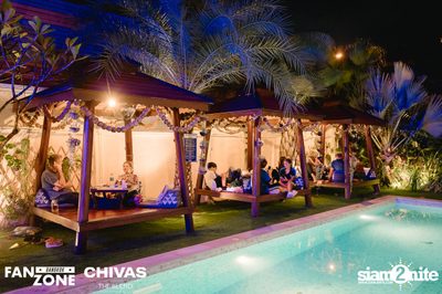 บรรยากาศการชมฟุตบอลโลก ฝรั่งเศษ vs เดนมาร์ก ที่ at Blue Parrot — photo 23