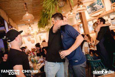 บรรยากาศการชมฟุตบอลโลก ฝรั่งเศษ vs เดนมาร์ก ที่ at Blue Parrot — photo 28