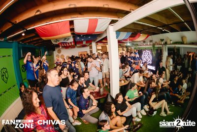 บรรยากาศการชมฟุตบอลโลก ฝรั่งเศษ vs เดนมาร์ก ที่ at Blue Parrot — photo 58