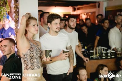 บรรยากาศการชมฟุตบอลโลก ฝรั่งเศษ vs เดนมาร์ก ที่ at Blue Parrot — photo 109