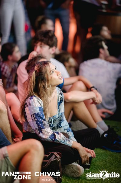 บรรยากาศการชมฟุตบอลโลก ฝรั่งเศษ vs เดนมาร์ก ที่ at Blue Parrot — photo 125