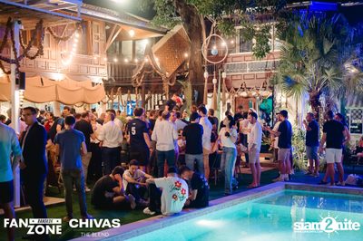 บรรยากาศการชมฟุตบอลโลก ฝรั่งเศษ vs เดนมาร์ก ที่ at Blue Parrot — photo 129