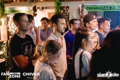 บรรยากาศการชมฟุตบอลโลก ฝรั่งเศษ vs เดนมาร์ก ที่ at Blue Parrot — photo 138