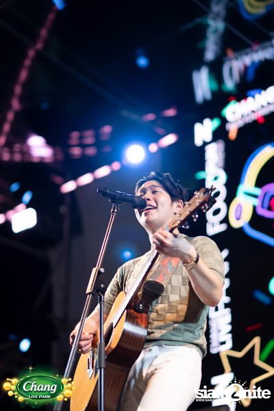 ภาพบรรยากาศคอนเสิร์ต Atom จากงาน Chang Live Park FOOD FUN FRIENDS ที่ The Street Ratchada — photo 78