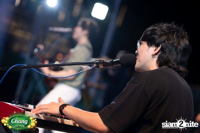 ภาพบรรยากาศคอนเสิร์ต Atom จากงาน Chang Live Park FOOD FUN FRIENDS ที่ The Street Ratchada — photo 82