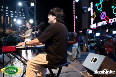 ภาพบรรยากาศคอนเสิร์ต Atom จากงาน Chang Live Park FOOD FUN FRIENDS ที่ The Street Ratchada — photo 84
