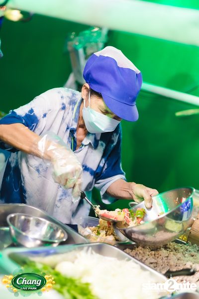 ภาพบรรยากาศคอนเสิร์ต Patrickananda x D Gerrard x Zweed n' Roll จากงาน Chang Live Park FOOD FUN FRIENDS ที่ The Street Ratchada — photo 29