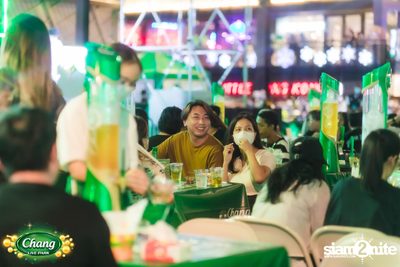 ภาพบรรยากาศคอนเสิร์ต Patrickananda x D Gerrard x Zweed n' Roll จากงาน Chang Live Park FOOD FUN FRIENDS ที่ The Street Ratchada — photo 41