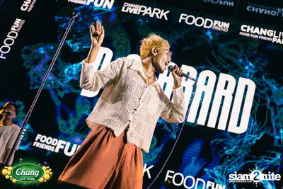 ภาพบรรยากาศคอนเสิร์ต Patrickananda x D Gerrard x Zweed n' Roll จากงาน Chang Live Park FOOD FUN FRIENDS ที่ The Street Ratchada — photo 101