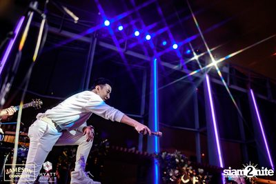 บรรยากาศคอนเสิร์ตจาก Two Popetorn และ Be Peerapat ที่ Spectrum Lounge & Bar — photo 121