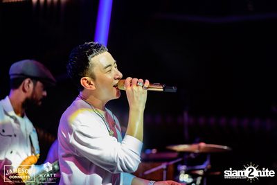 บรรยากาศคอนเสิร์ตจาก Two Popetorn และ Be Peerapat ที่ Spectrum Lounge & Bar — photo 126