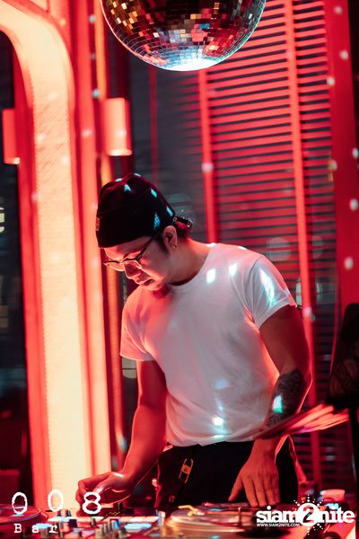 บรรยากาศฉลองครบรอบ 4 ปี กับงาน 4th Anniversary ที่ 008 Bar — photo 23