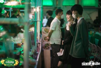 คอนเสิร์ตวง Klear ที่ลานกิจกรรมศูนย์การค้า The Street Ratchada กับงาน Chang Live Park FOOD FUN FRIENDS — photo 7