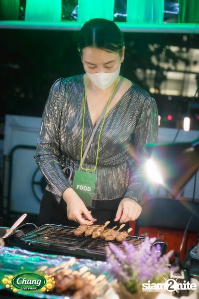 คอนเสิร์ตวง Klear ที่ลานกิจกรรมศูนย์การค้า The Street Ratchada กับงาน Chang Live Park FOOD FUN FRIENDS — photo 35