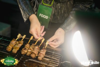 คอนเสิร์ตวง Klear ที่ลานกิจกรรมศูนย์การค้า The Street Ratchada กับงาน Chang Live Park FOOD FUN FRIENDS — photo 36