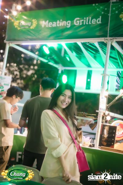คอนเสิร์ตวง Klear ที่ลานกิจกรรมศูนย์การค้า The Street Ratchada กับงาน Chang Live Park FOOD FUN FRIENDS — photo 43